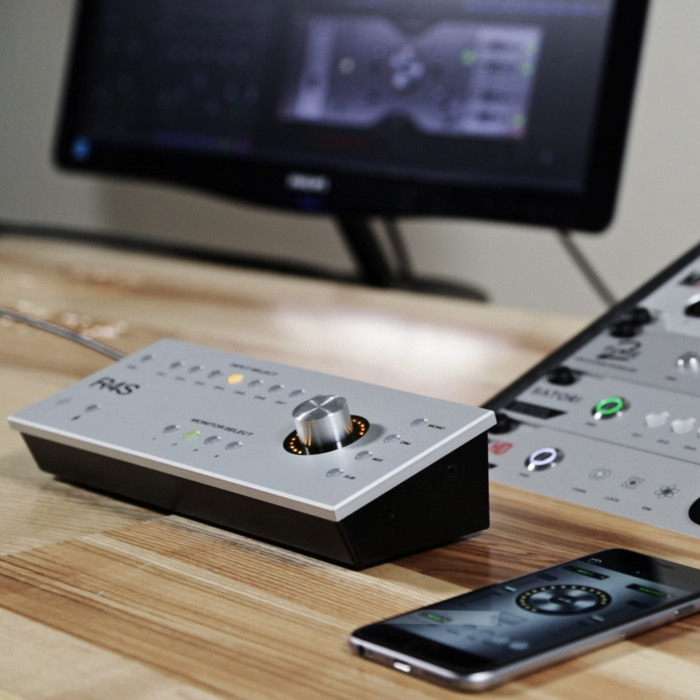 Antelope Audio Satori + R45 High-End Monitoring Controller